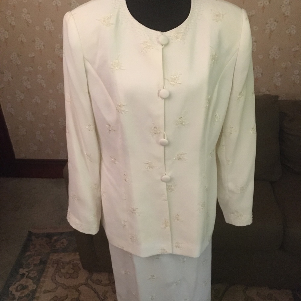Women’s beaded ivory suit by Milano, size 14.